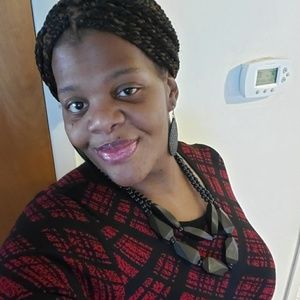 Meet your Posher, Lukiana